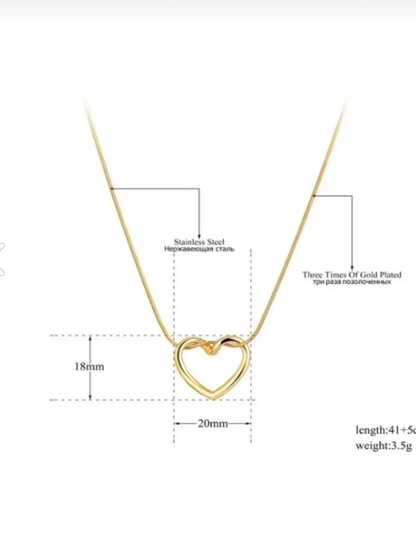 Altın Renk Kolye Kalp Desenli